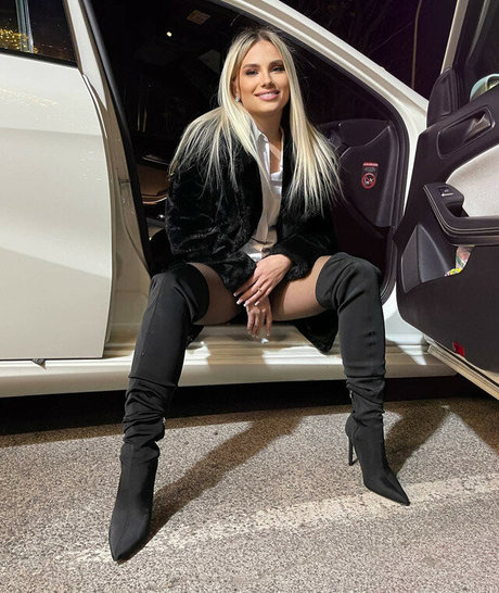 anastasiadoll24 art model images