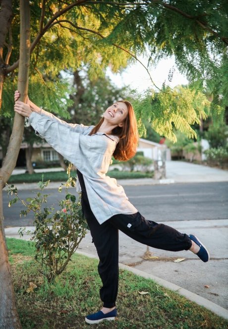 Nicole Tompkins actress gallery