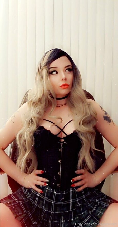 skyestone9 pornographic model images