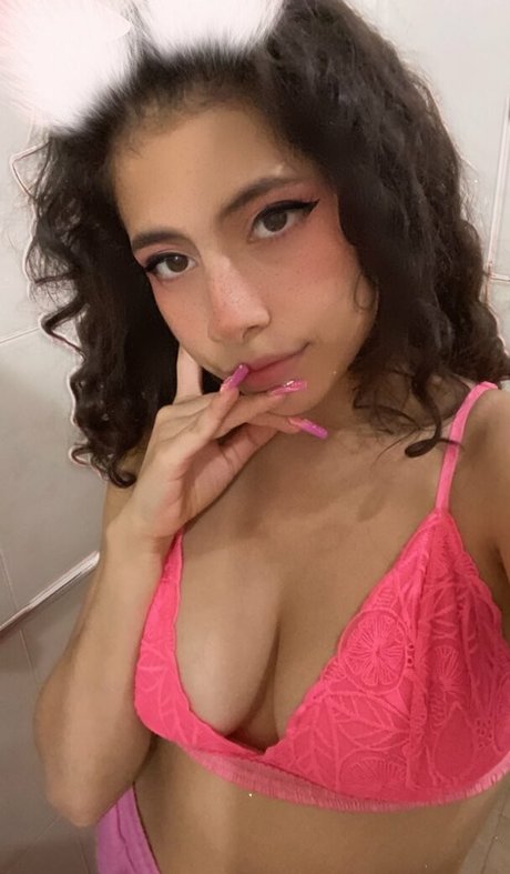 Pao Reyes adult model gallery