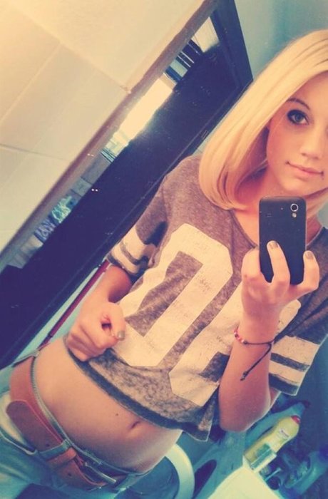 Gina gzuz star nude images