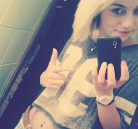 Gina gzuz nude actress gallery