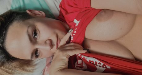 Queenofsquats pornstar adult pictures