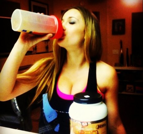 itssbriibitchh nude model gallery