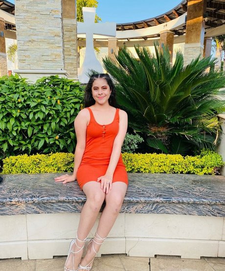 Goddes Tanya star top img