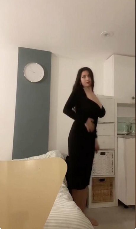 Gulia pornstar pretty pictures