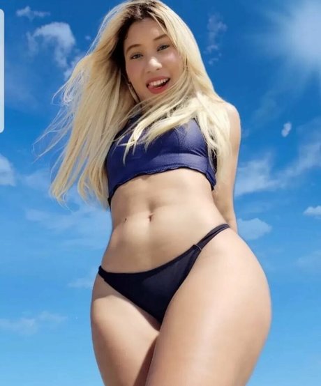 _lehpinheiro3 erotic model archive