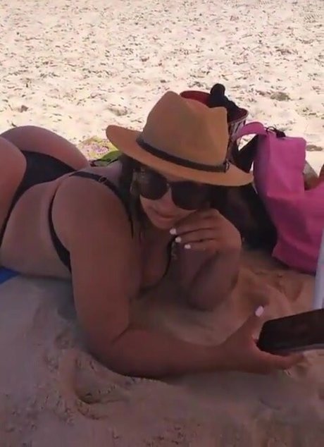 Aline Barreto model porn gallery