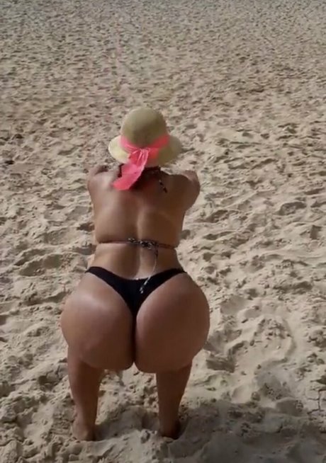 Aline Barreto pornstar free picture