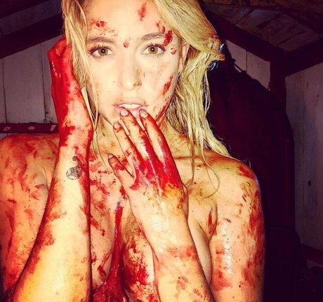 Monica Lee Sims star erotic picture