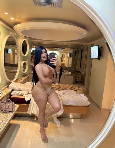 Coralba Tucson model porn photos