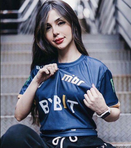 Laryssa Bitencourt xxx pornstar photos