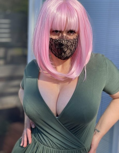 Wifeydoingthingz adult actress pic