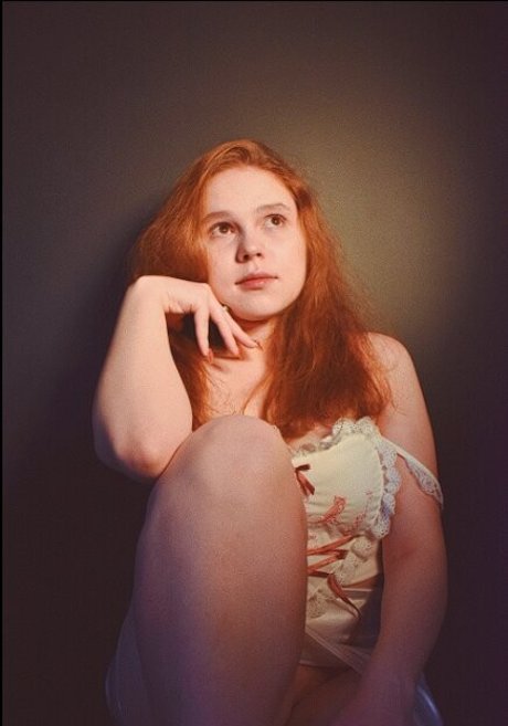 Marry Blush nudes model pictures