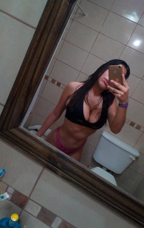 sofiaaleggree xxx model img