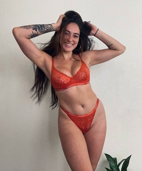 Clairenatalia_ hot actress image