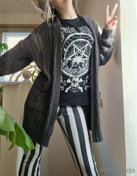 Miss Zelda top actress image