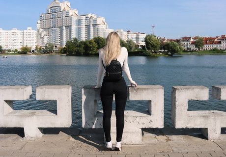 Kandyland porn actress pic