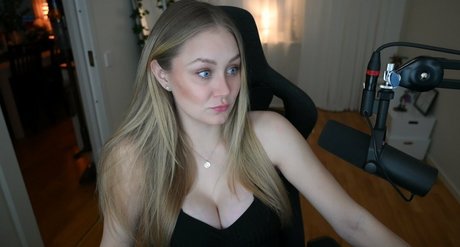 Kandyland model xxx picture