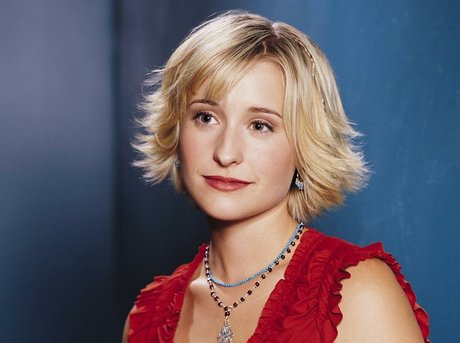 Allison Mack star sex gallery