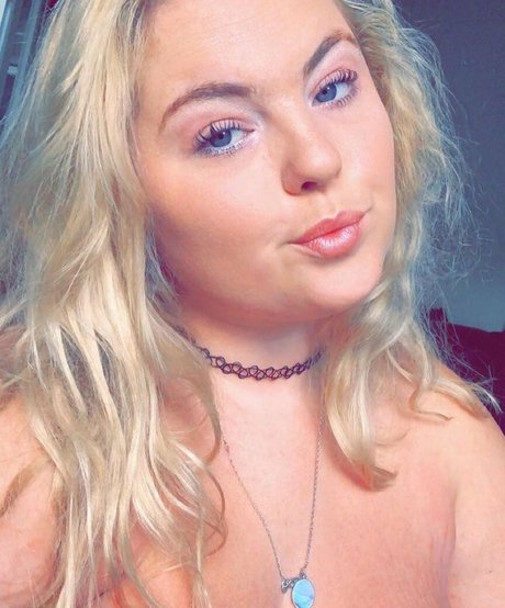 Amberly star pretty gallery