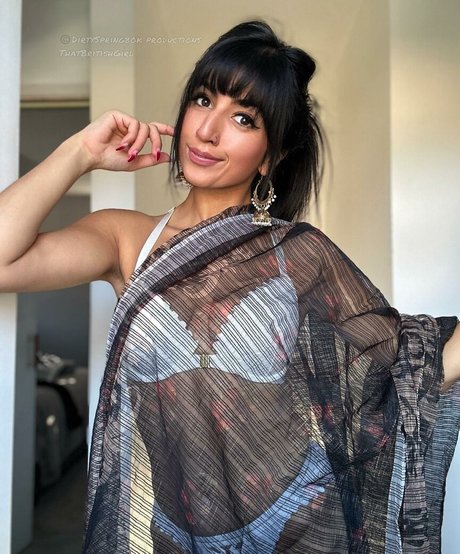 Aaliyah Yasin pretty actress images