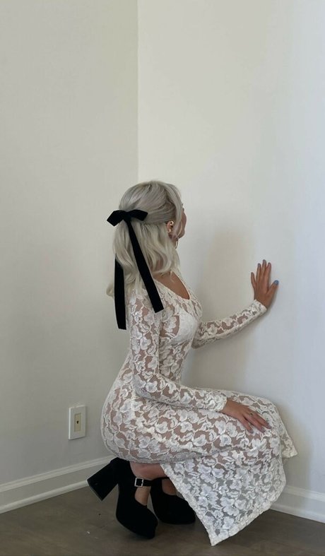 Jennessa Rose pornstar xxx archive