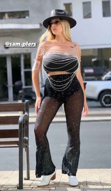 Noa Perets star sexy archive