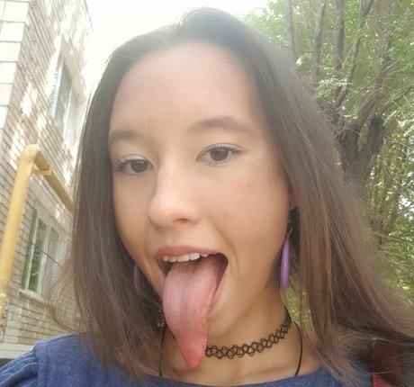 rofdeenyt xxx model pictures