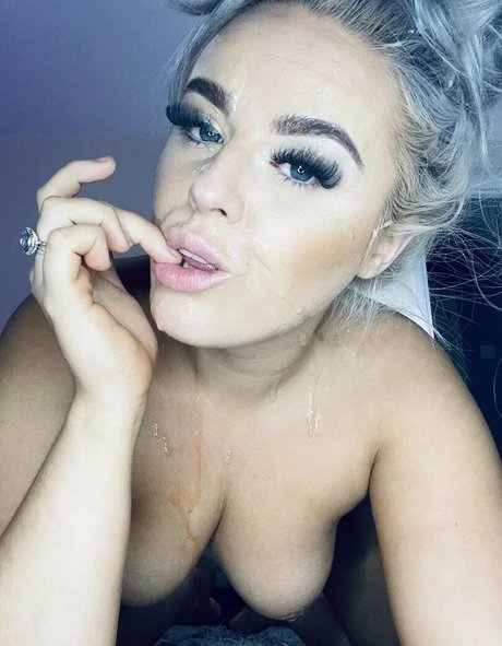 Emily Ward nude star picture