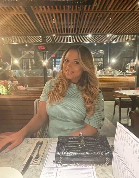 Camila Mattoli pornstar exclusive image