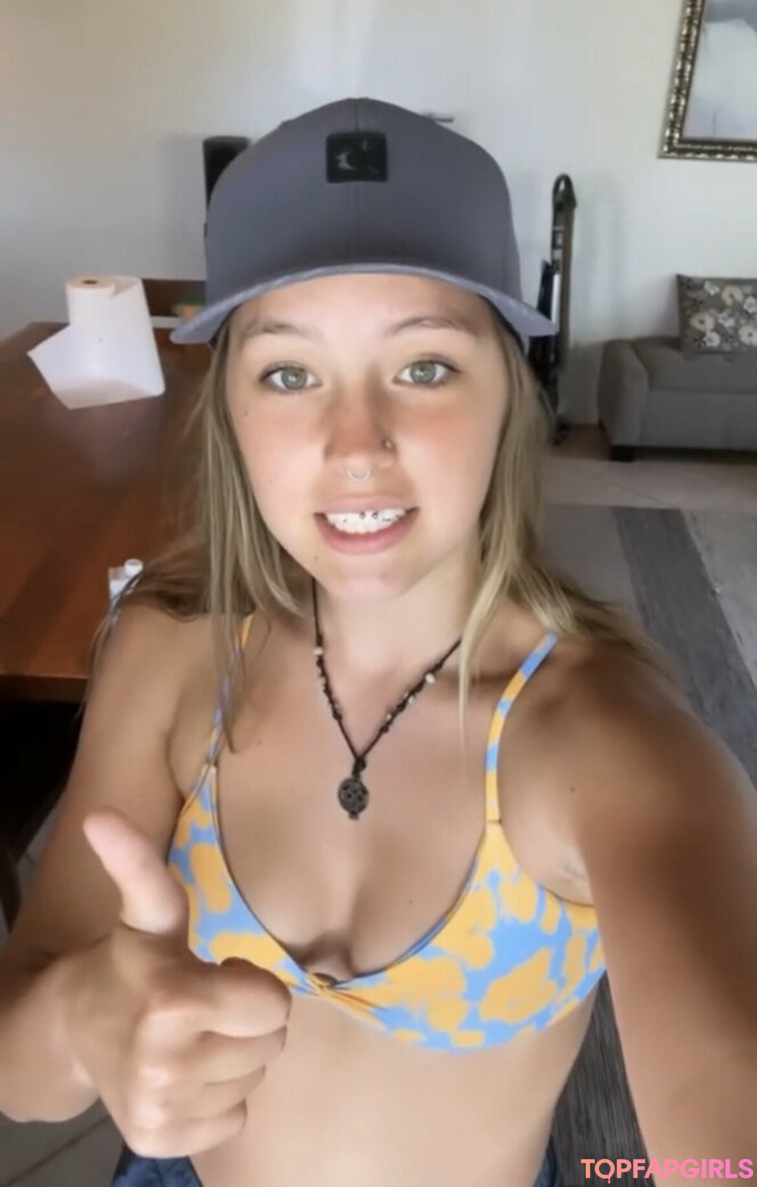 Peyton Coffee star erotic img