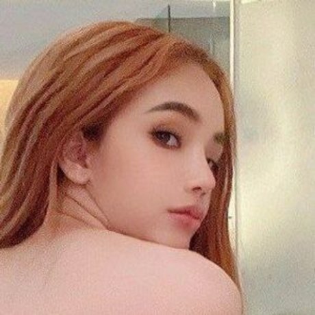 Violet Good model porn gallery