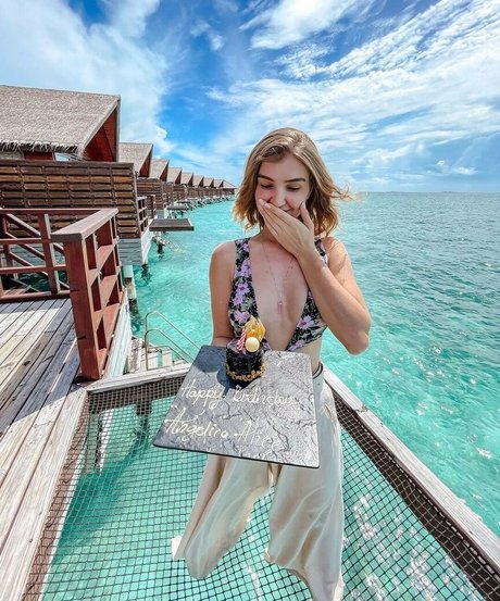 Angelica Kauer naked star pic