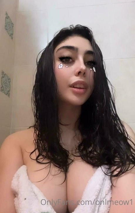 onlmeow1 naked pornstar photos