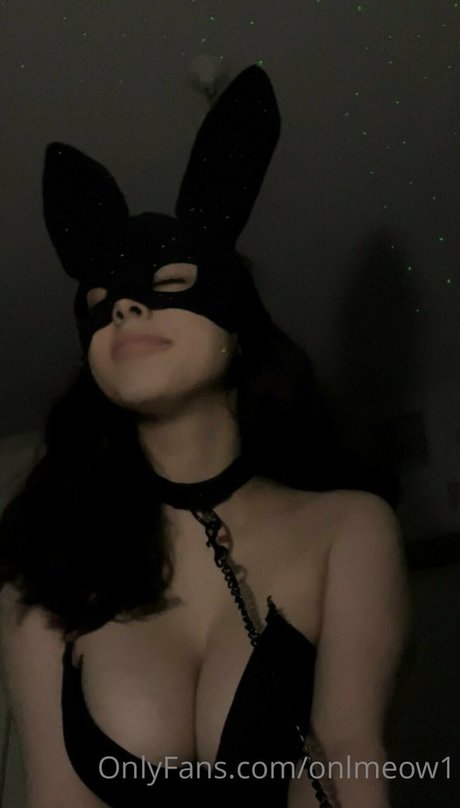 onlmeow1 actress photos