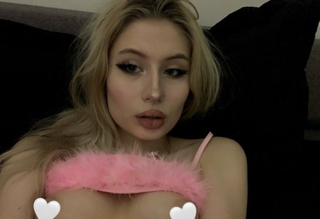 Morana Axe star free archive