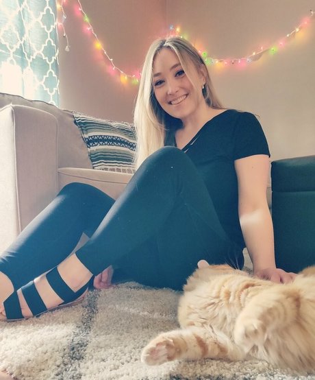 Julia tv pornstar high quality pics