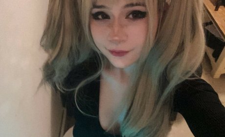 omviiix pornstar erotic gallery