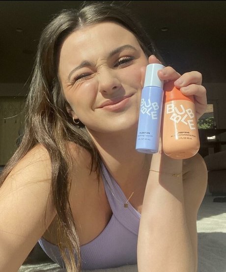 Hunter Deno nudes actress pics