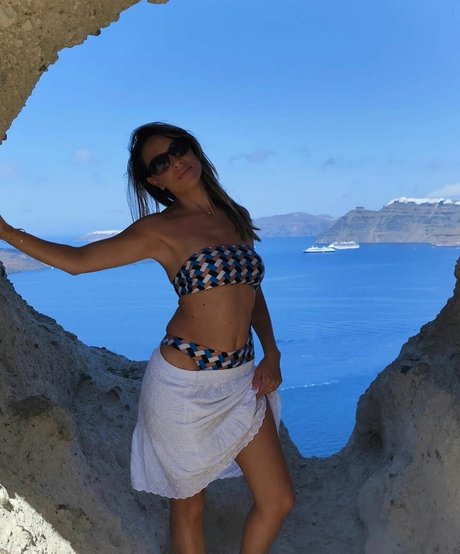 Gattinavoy model pornographic photo