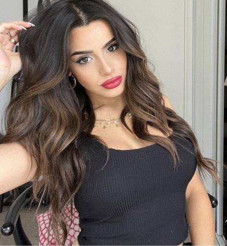 Celina Sharma xxx actress galleries