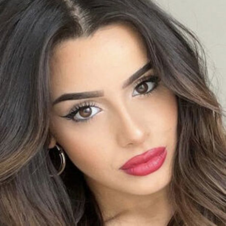 Celina Sharma star free photos