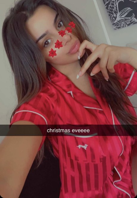 Celina Sharma model nudes picture