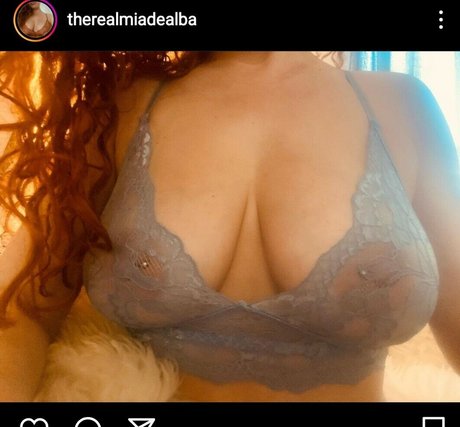 therealmiadealba porn model images