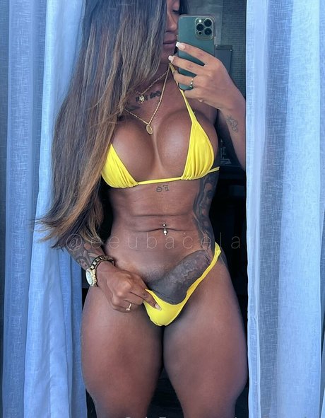 Patricia Bacelar model art picture