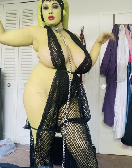 Peony Felicity pornographic model image