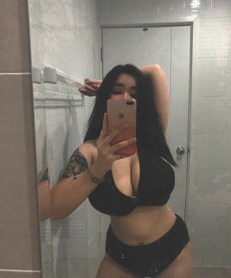 Yes Give high quality pornstar galleries