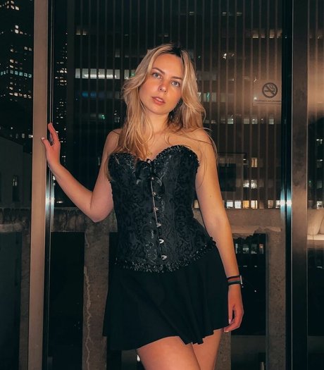 Liv iathan art model pic