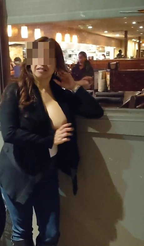 Hot Jade pornstar naked pictures